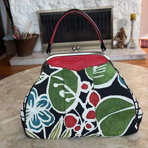 Rare Karen Wilson Limited Edition “Red Rose” Satchel Retro Style Bag - Picture 2 of 13